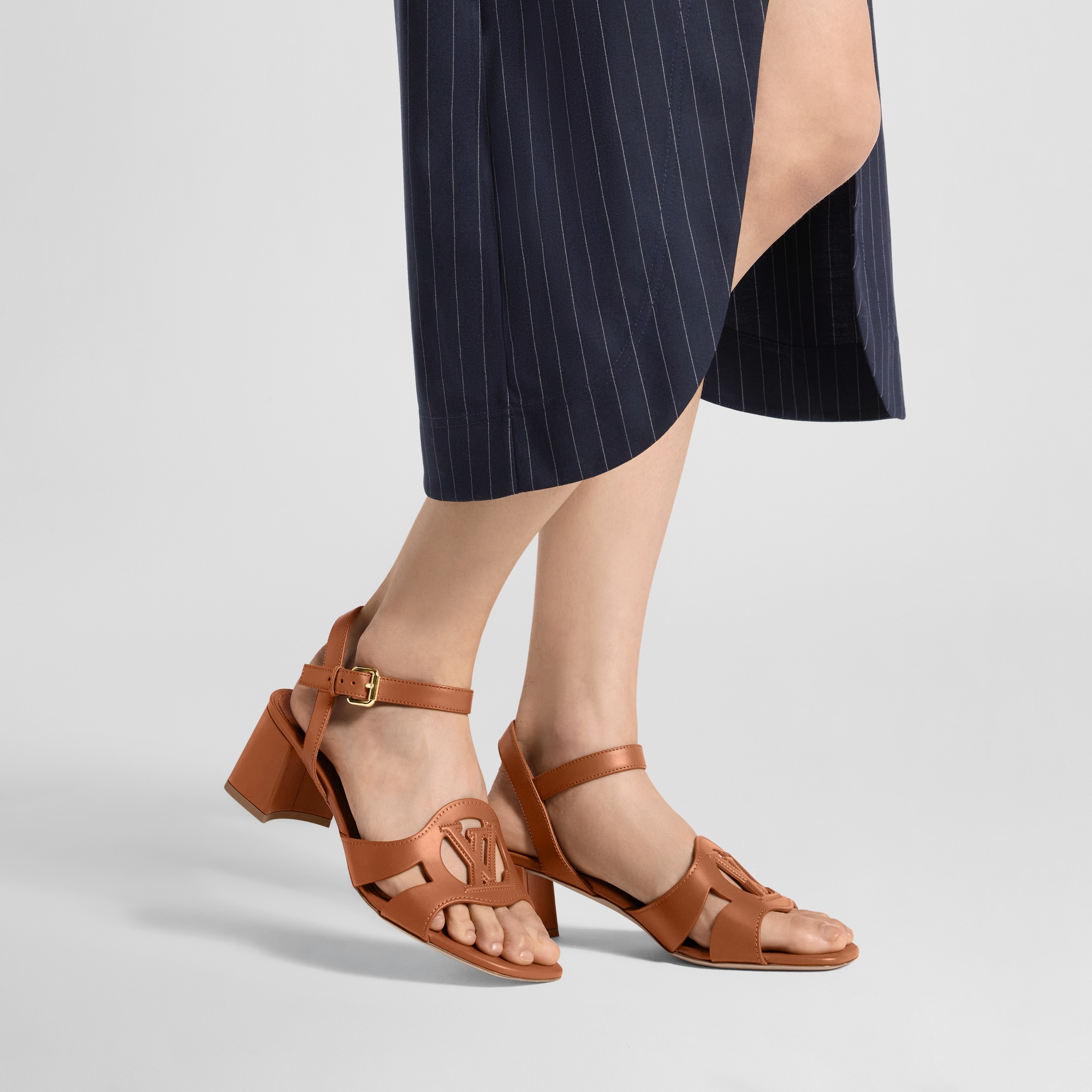 LV Isola Sandal - Shoes | LOUIS VUITTON